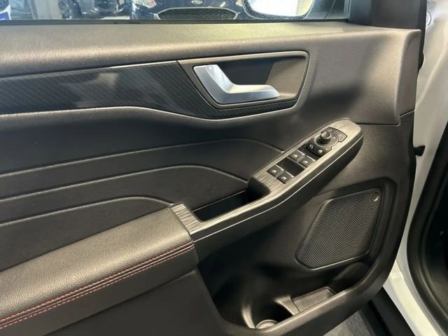 Ford Kuga Plug in Hybrid ST Line