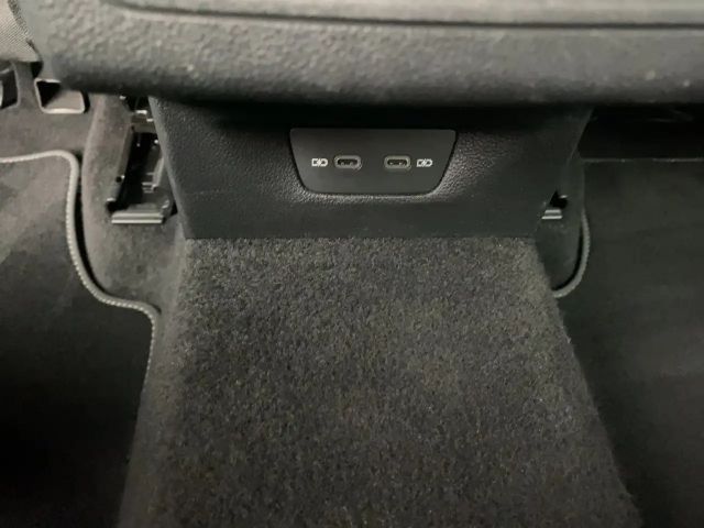 Volkswagen Golf DSG Life