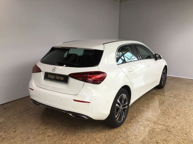 Mercedes-Benz A 180 Progressive