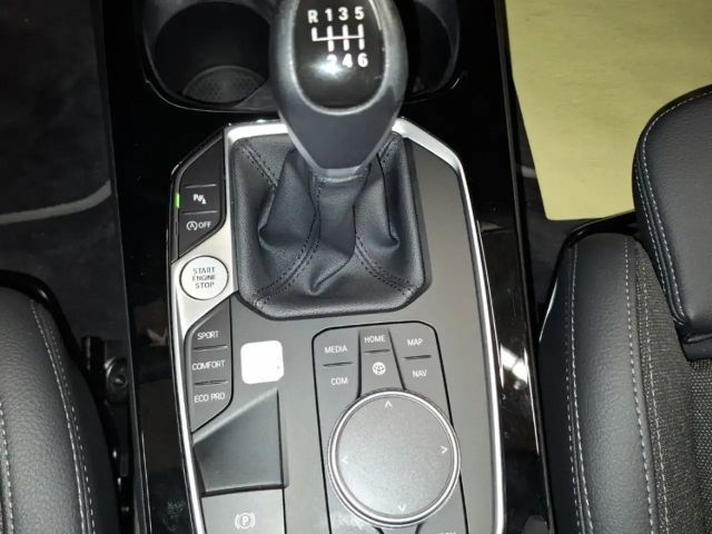 BMW 116 116i Sedan Sport Line