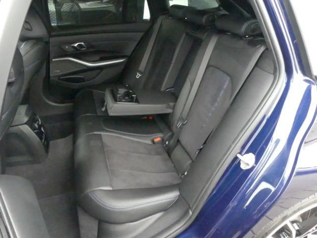 BMW 320 320d Touring xDrive