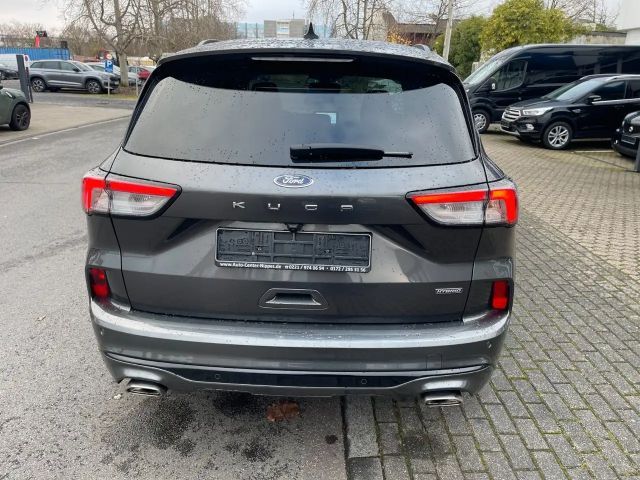 Ford Kuga Hybrid ST Line