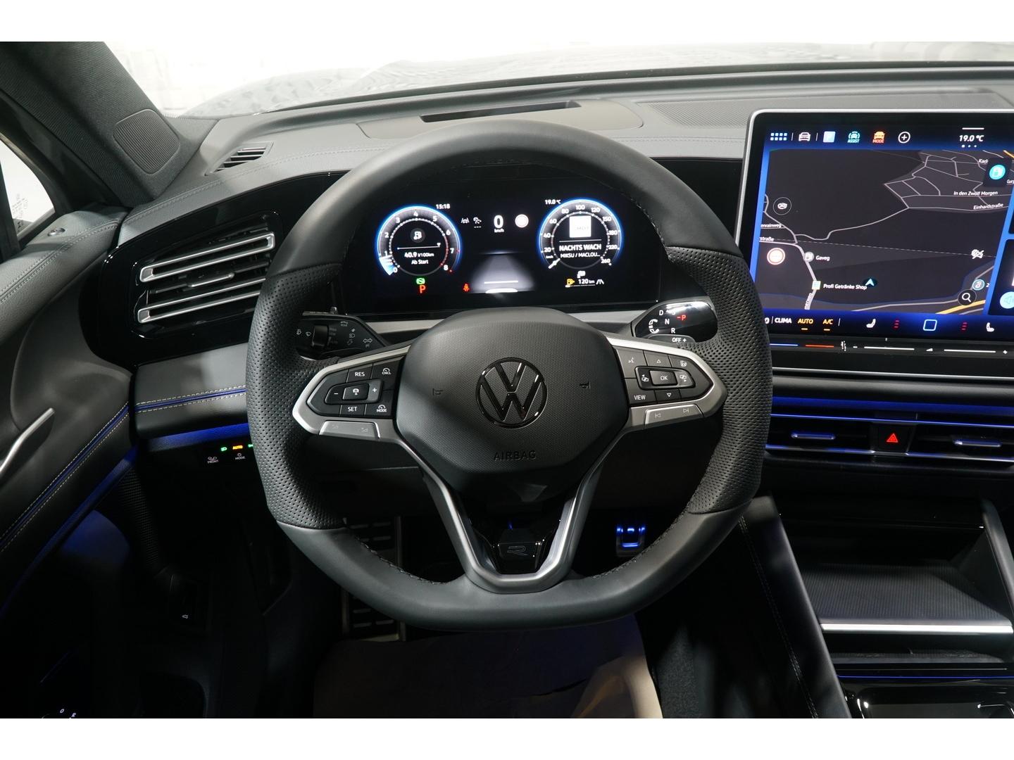 Volkswagen Tiguan 2.0 TSI IQ.Drive R-Line