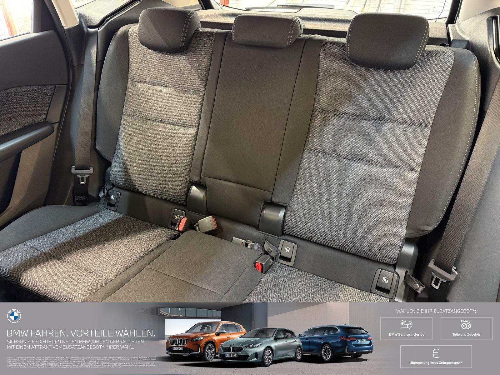 BMW 220 220i Active Tourer