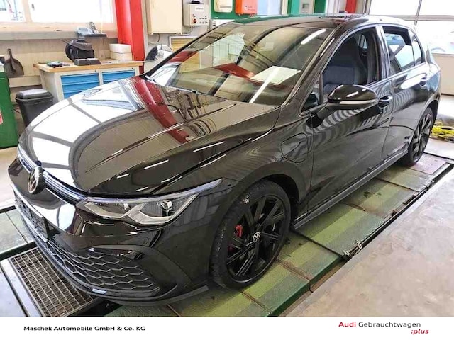 Volkswagen Golf Pano HUD Keyless IQLight DCC RearView