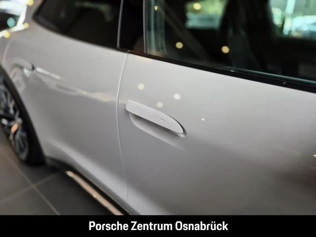 Porsche Taycan 4 Cross Turismo