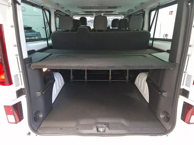 Nissan Primastar L2H1 Tekna dCi 150