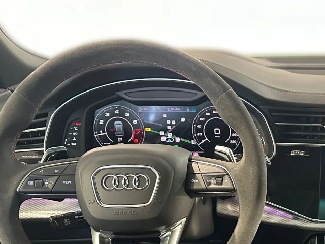 Audi RS Q8 Performance