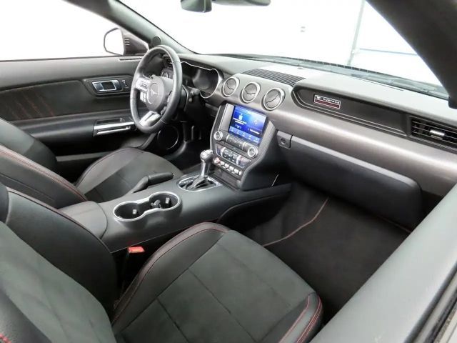 Ford Mustang Convertible GT 5.0 V8