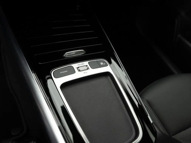 Mercedes-Benz GLA 180 Progressive