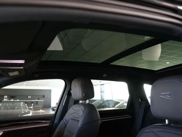 Volkswagen Touareg R eHybird | Pano | AHK | Dynaudio