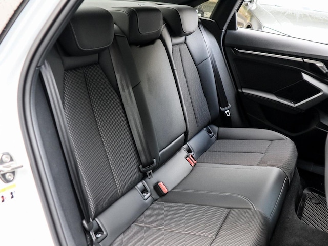 Audi A3 35 TDI S-Line S-Tronic Sedan