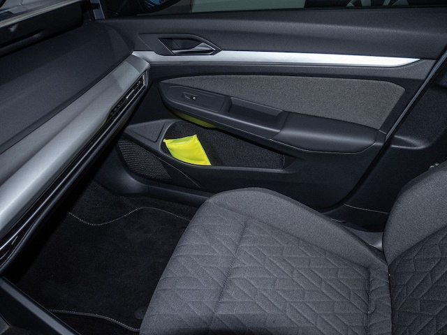 Volkswagen Golf 1.5 eTSI Golf VIII Life