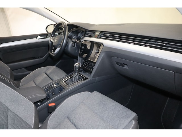 Volkswagen Passat 1.5 TSI Business DSG Variant