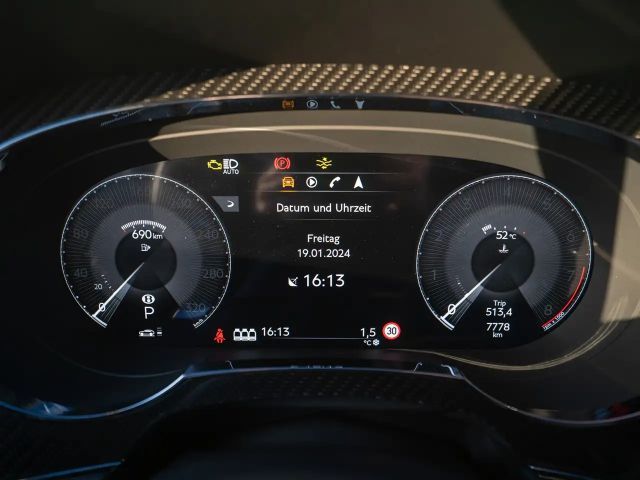 Bentley Bentayga V8