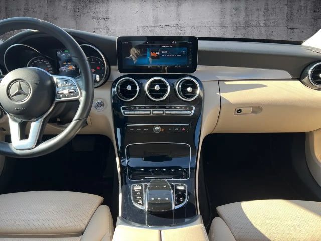 Mercedes-Benz C 300 AVANTGARDE Sedan