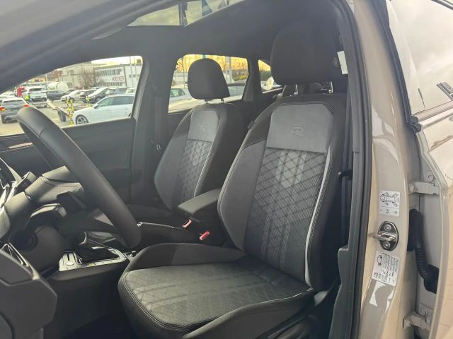 Volkswagen Taigo 1.5 TSI DSG R-Line