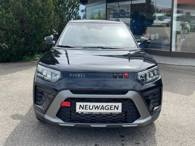 SsangYong Tivoli 2WD Quartz