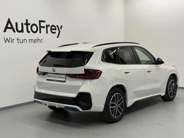 BMW iX1 xDrive30