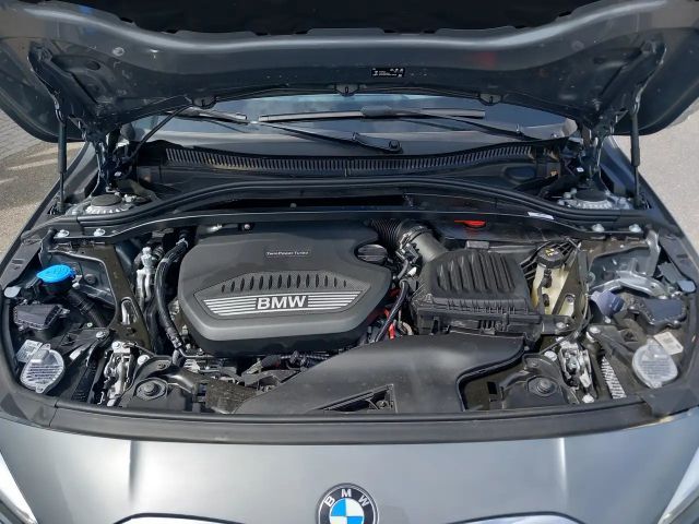 BMW 120 120d M-Sport Sedan xDrive