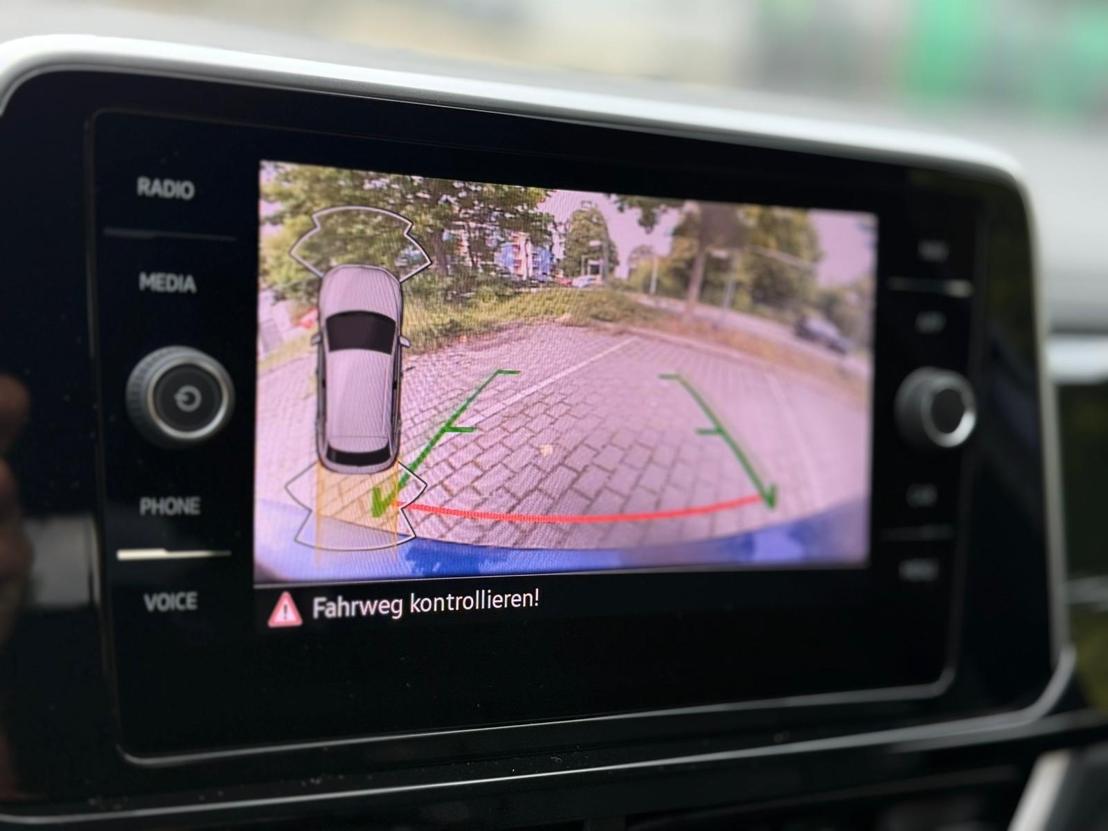 Volkswagen T-Roc 1.5 TSI DSG R-Line