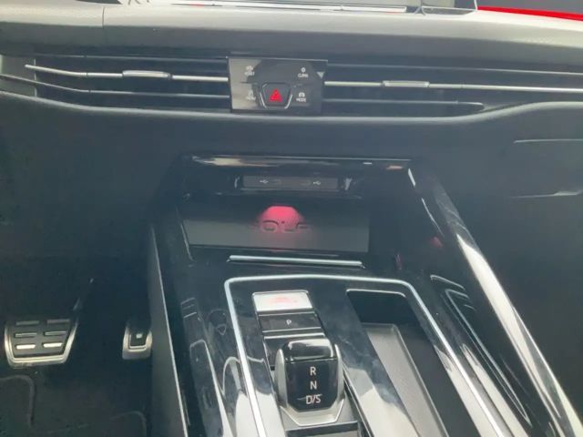 Volkswagen Golf 2.0 TSI Golf VIII