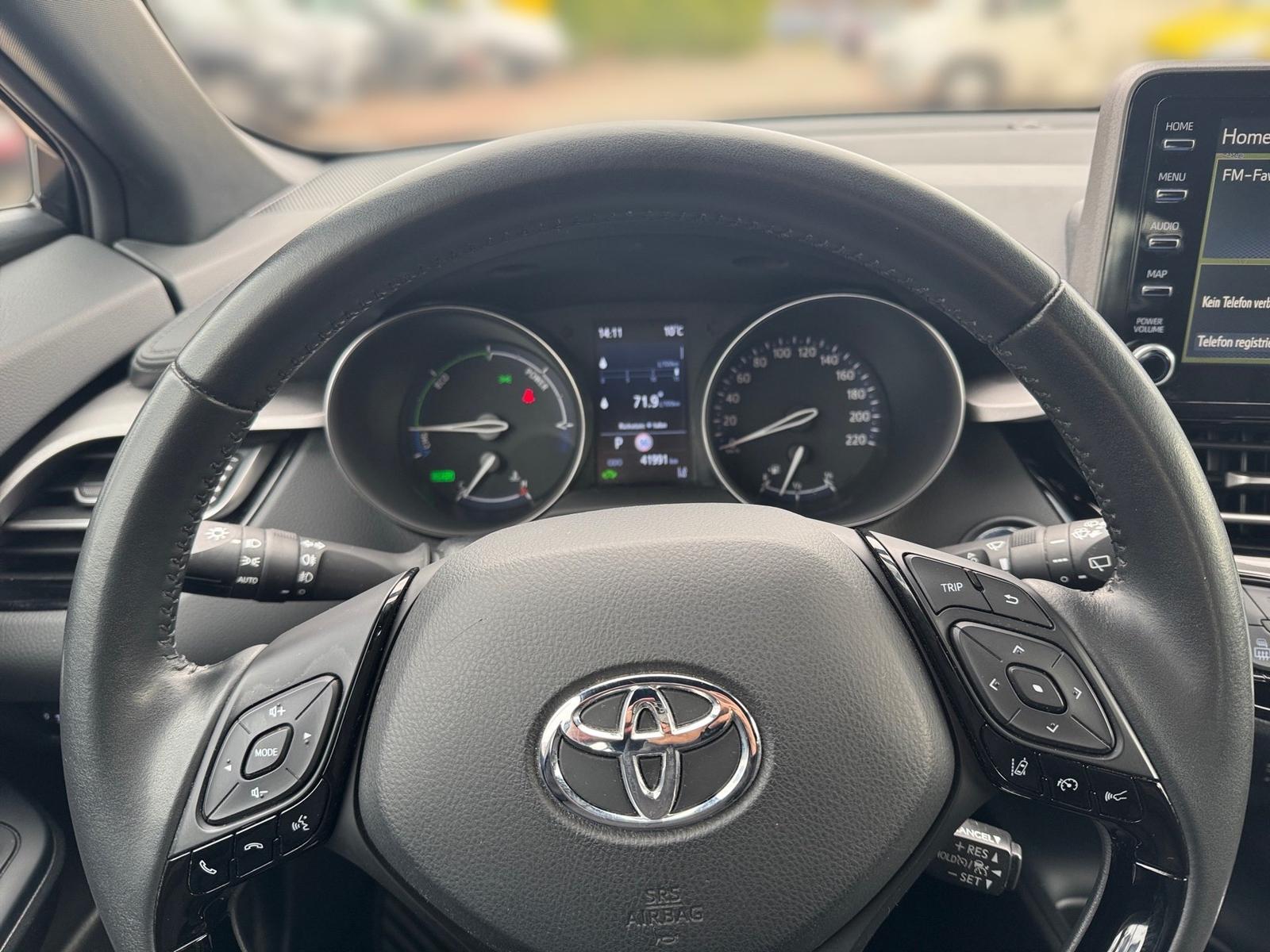 Toyota C-HR Business
