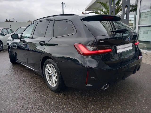 BMW 320 320d M-Sport Touring