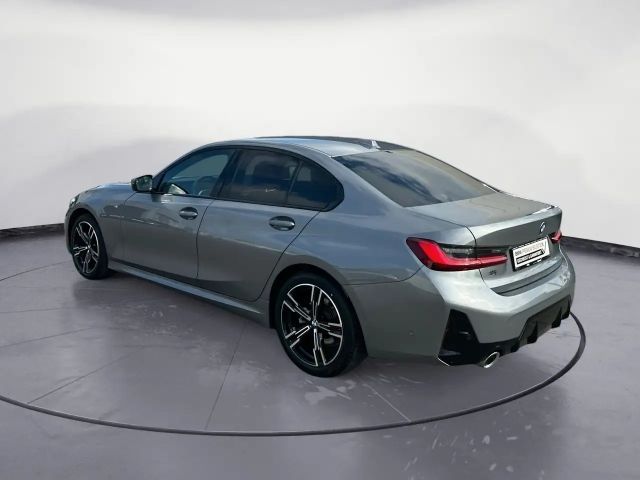 BMW 320 320d M-Sport Sedan xDrive