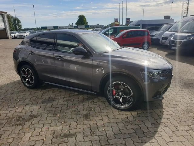 Alfa Romeo Stelvio Q4 Veloce