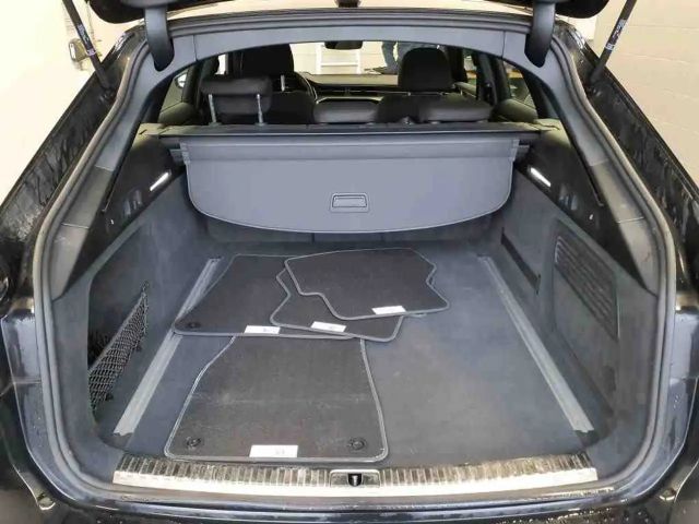 Audi A6 40 TDI Avant S-Line