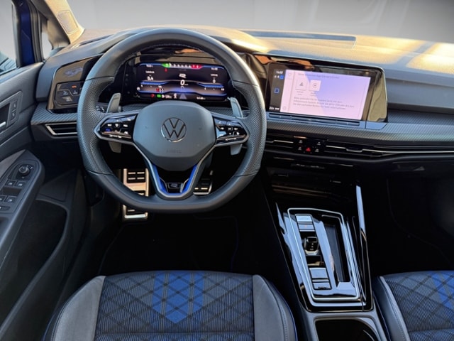 Volkswagen Golf 2.0 TSI Golf VIII