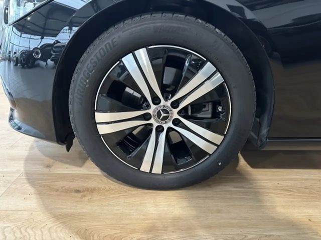 Mercedes-Benz C 220 AVANTGARDE C 220 d Estate