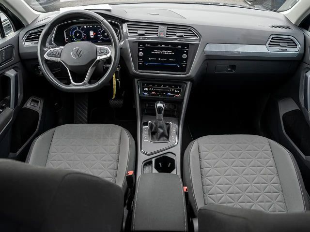 Volkswagen Tiguan 1.4 TSI Life eHybrid