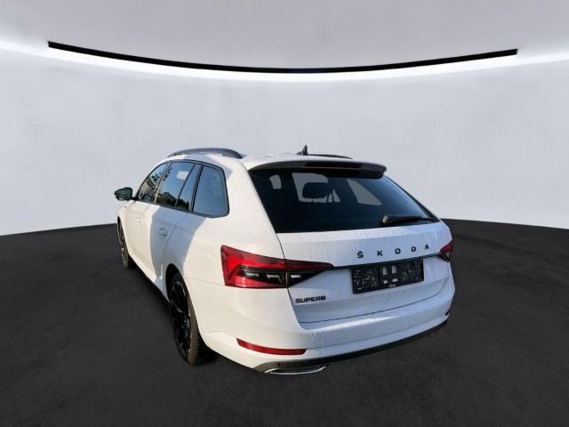 Skoda Superb 2.0 TDI Combi Sportline