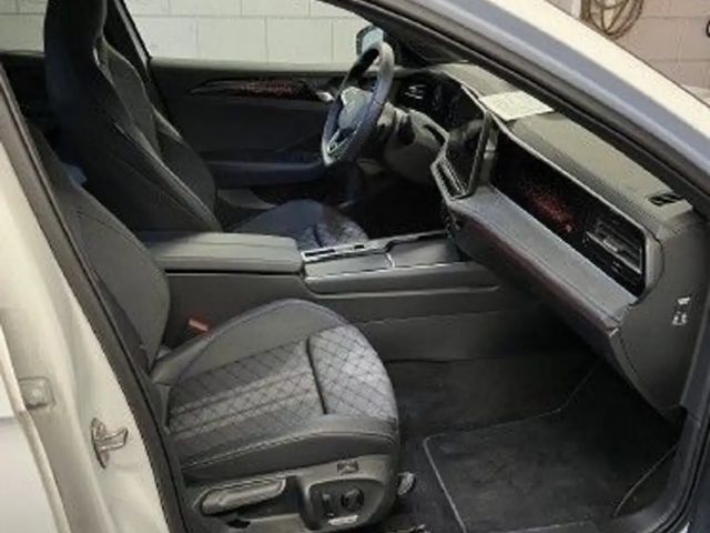 Volkswagen Passat 2.0 TDI DSG R-Line Variant