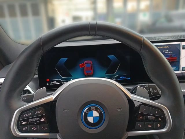 BMW 330 330e M-Sport Touring