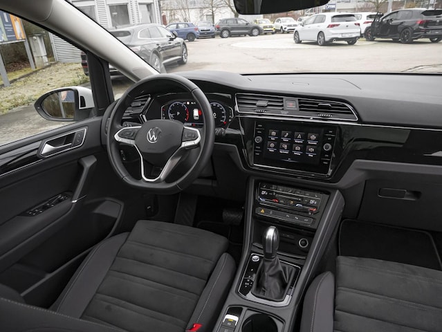 Volkswagen Touran 1.5 TSI DSG Highline R-Line