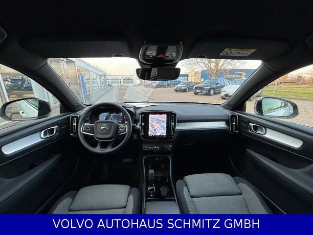 Volvo XC40 Dark Plus