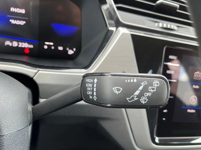 Volkswagen Touran BMT Comfortline DSG