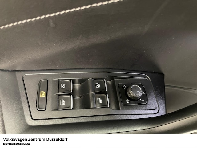 Volkswagen T-Roc 1.5 TSI DSG R-Line