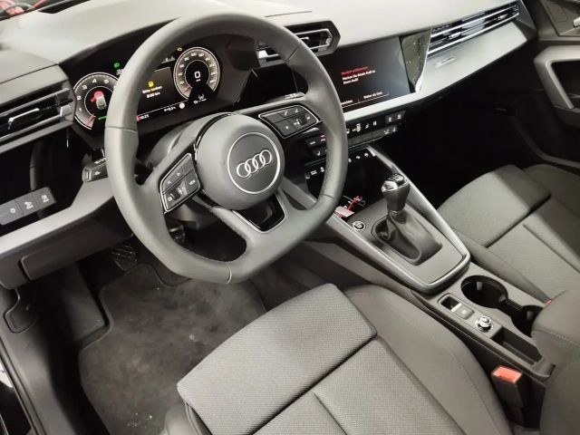 Audi A3 30 TFSI Sedan