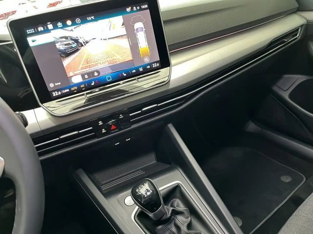 Volkswagen Golf 1.5 TSI Life Variant