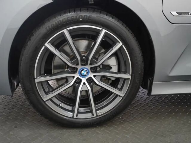 BMW 320 320e Touring