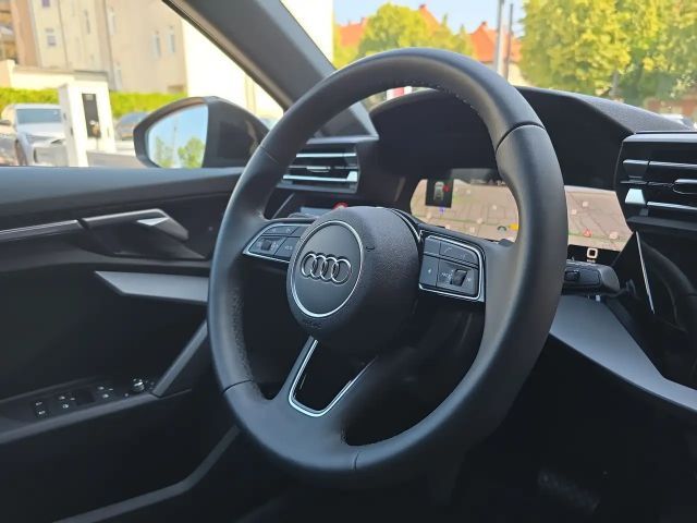 Audi A3 35 TFSI S-Line Sedan Sportback