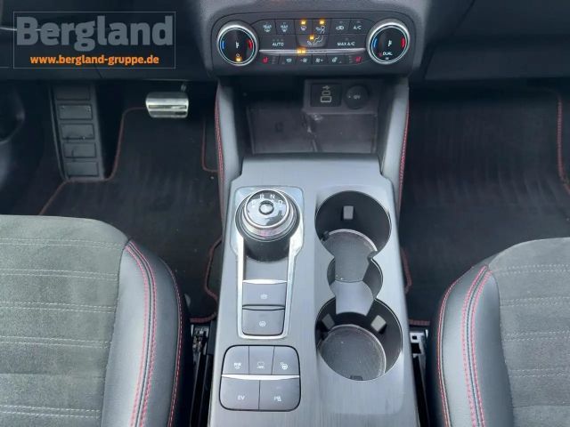 Ford Kuga Plug in Hybrid ST Line X