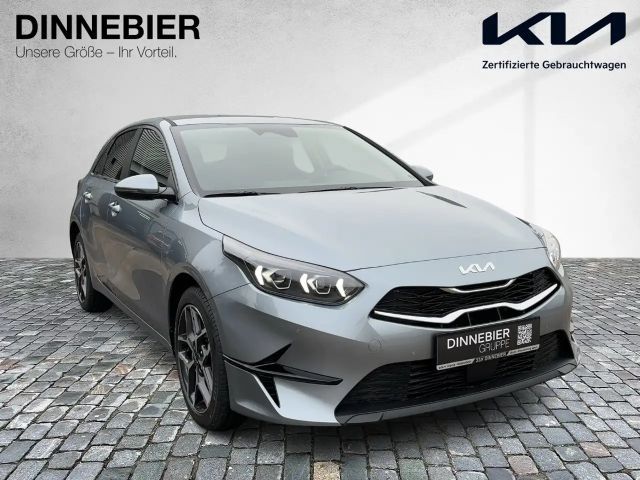 Kia Ceed CEED Ultimate Edition 1.5T LED+Kamera+Navi