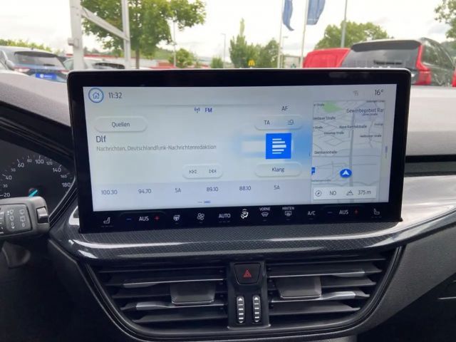 Ford Focus ST Line Wagon