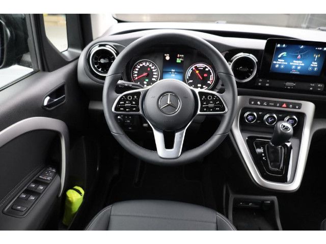 Mercedes-Benz EQT 200