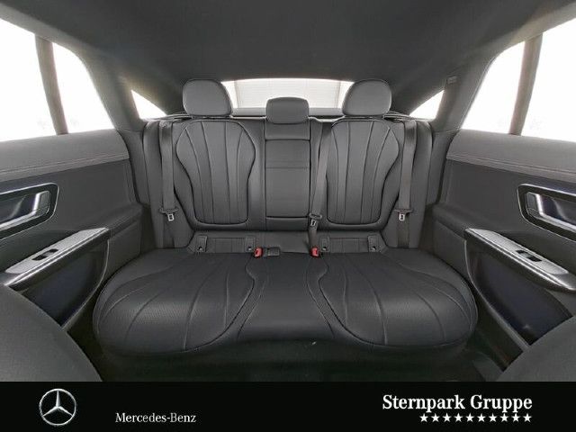 Mercedes-Benz EQE 300 Sedan